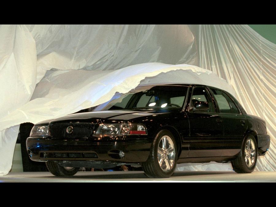  Mercury Marauder 2003 года  (фото 3 из 32)